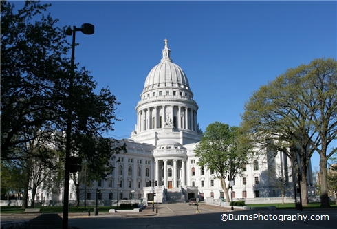 Wisconsin Capitol from East Washington Avenue